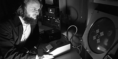 John H. Conway igra 'Igru života'